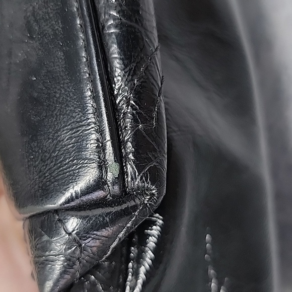 Coach | Signature Satchel Black Leather Tote Shoulder Bag - Picture 8 of 8